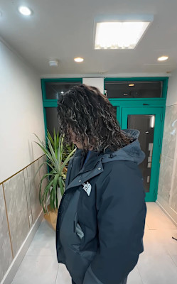 【メンズ】波巻き/センターパート/ツーブロック/ハイライト