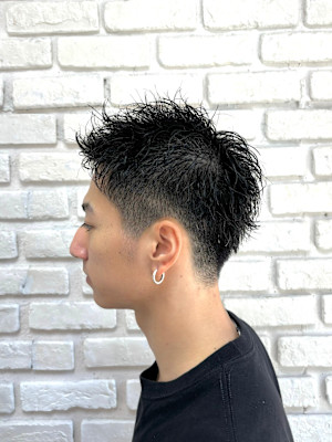 アップバングショート、刈り上げスパイキーショート、池袋