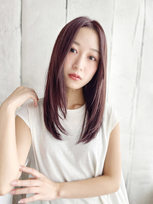 20代30代40代　大人センターパートツヤ髪