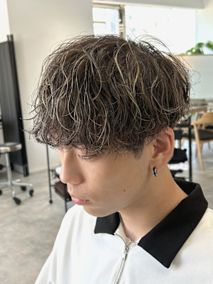 LUVISM 名駅店【ラヴィズム】×スタイル