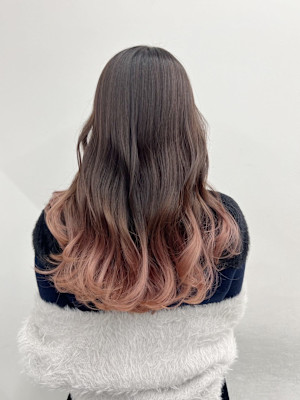 グラデーション　ピンクベージュ