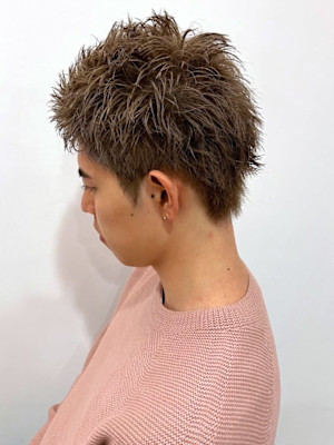 スパイキーショート アップバング ベージュ 束感