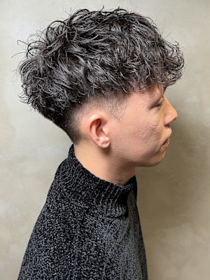 フェードカット マッシュ 刈り上げショート