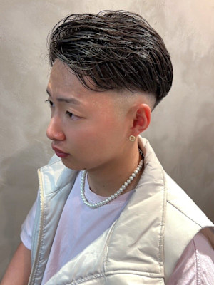 スキンフェード 束感 毛流れワンカールパーマ