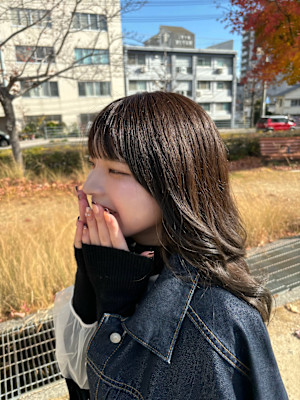 透明感のあるオリーブカラー！