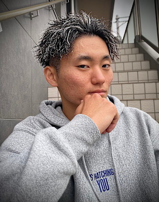 ホワイトメッシュ/ツイスト/スパイキーショート