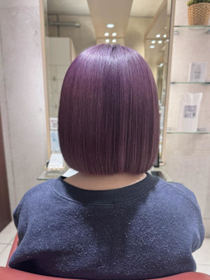 ブリーチカラー/ピンクラベンダー/切りっぱなしボブ