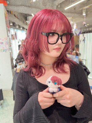 ハイトーン　髪質改善　カラー　ピンク