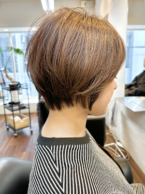 似合わせカット 美髪 30代 40代 50代　大人ショート
