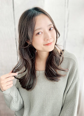 顔周りカット/イルミナカラー/センターパート