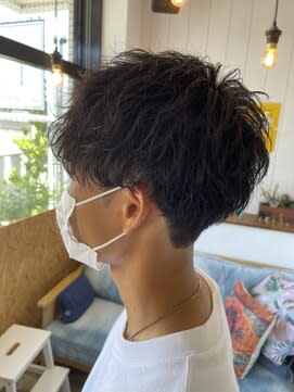 波巻きパーマスタイル