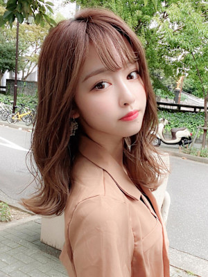 ウェーブミディアム/メルティカラー/レイヤー/似合わせカット