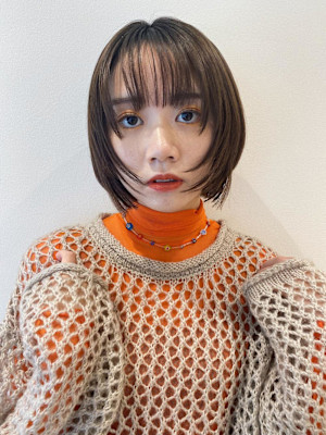 顔まわりカット/ボブレイヤー