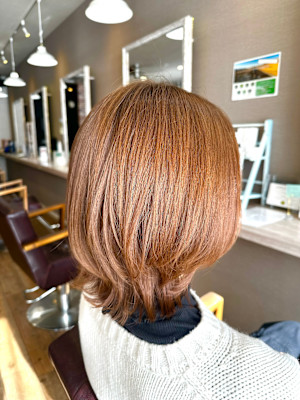 大人ショートミルクテーベージュハイライトレイヤーボブウルフ