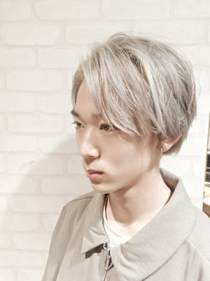 【横浜/メンズ/ハイトーン】シルバーアッシュ