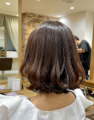 【くびれヘア×ベージュカラー】