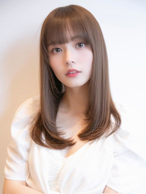 レイヤーカット オリーブグレージュ 顔周り　小顔 韓国ヘア