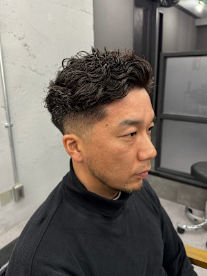 WAVY 桜木町店×刈り上げパーマ