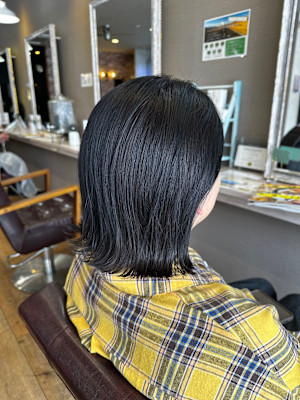 大人ショートミルクテーベージュハイライトレイヤーボブウルフ