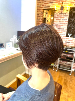 大人ショートミルクテーベージュハイライトレイヤーボブウルフ