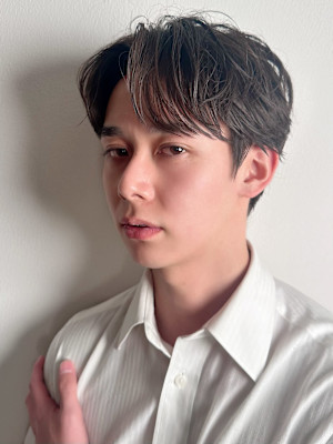 骨格診断ウェーブ・ストレート　ニュアンスパーマ　ビジネス