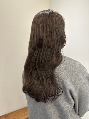 池袋 イルミナカラー 透明感 オリーブ グレージュ♪