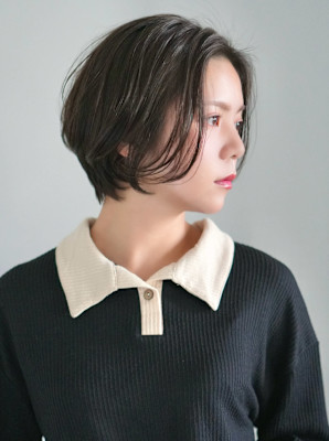 前下がりショート・ボブ/絶壁解消/前髪あり/40代