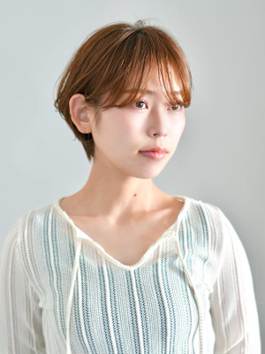 前下がりショート・ボブ/絶壁解消/前髪あり/40代/