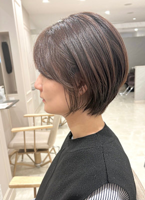大人可愛い丸みショートレイヤー