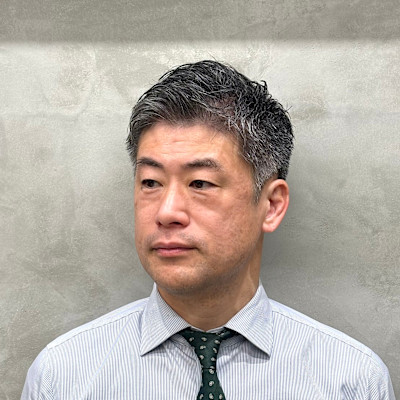 好印象間違いなし！清潔感抜群のアップバング