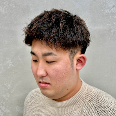 男らしさ◎ 清潔感抜群　茶髪ツーブロック