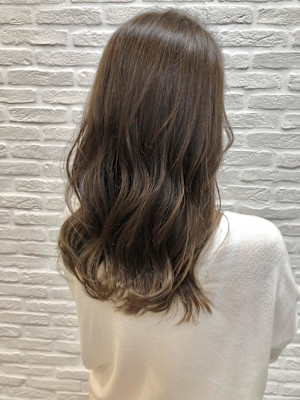 アッシュベージュ