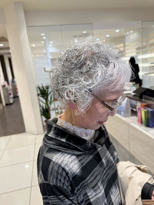 シルバーヘアパーマ