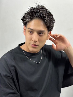 スパイキーショート