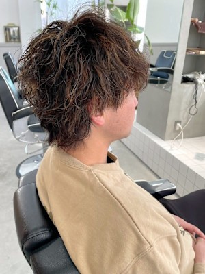 ニュアンスパーマ ウルフカット ハイライト