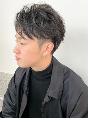 ハーフアップバング 毛流れパーマ 刈り上げショート