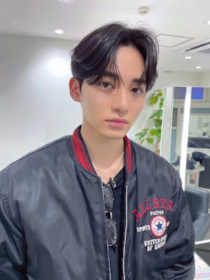 韓国風センターパートカルマヘア