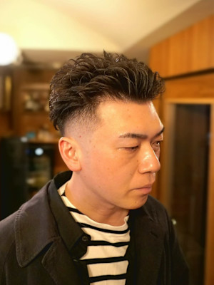 フェード　理容室　バーバー　バーバースタイル　刈り上げ　短髪