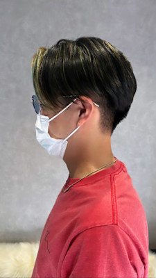 センターパートマッシュ【メンズ】【刈り上げ】【ハイライト】