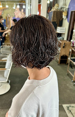 ミディアムボブ×パーマ