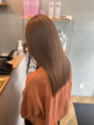 ベージュブラウン