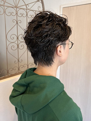 スパイラルオールバックセンターパート