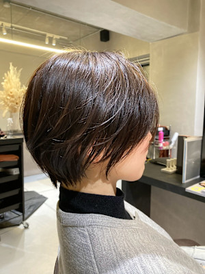 【croix】オトナ暗髪ボブ