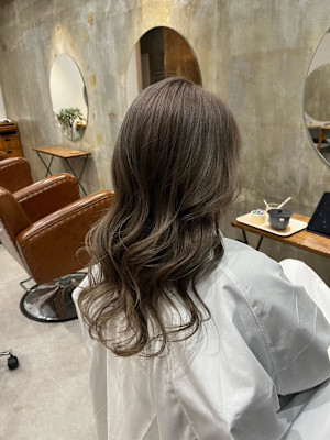 Noele hair atelier×スタイル