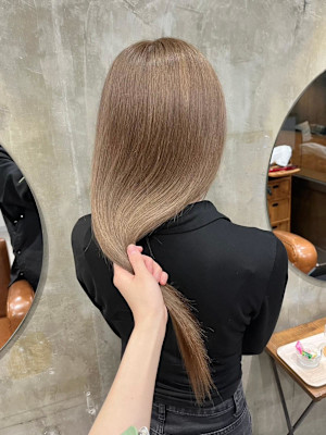 Noele hair atelier×スタイル