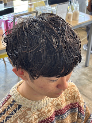 メンズマッシュカットツーブロックスパイラルシャドウパーマ