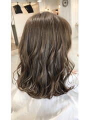 ＊オリーブベージュ