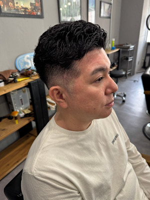 WAVY 桜木町店×サイドパートパーマ