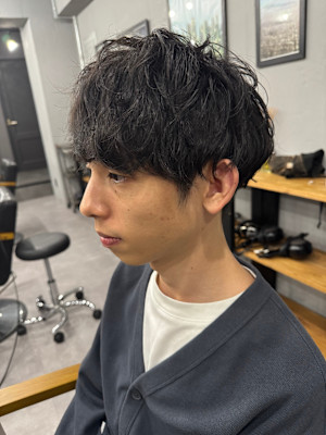 WAVY 桜木町店×緩めシャドウパーマ