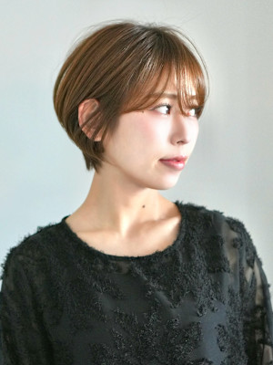 前下がりショート・ボブ/絶壁解消/前髪あり/40代/30代